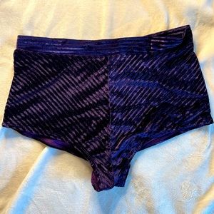 Lunalae velvet high waisted pole shorts NWT